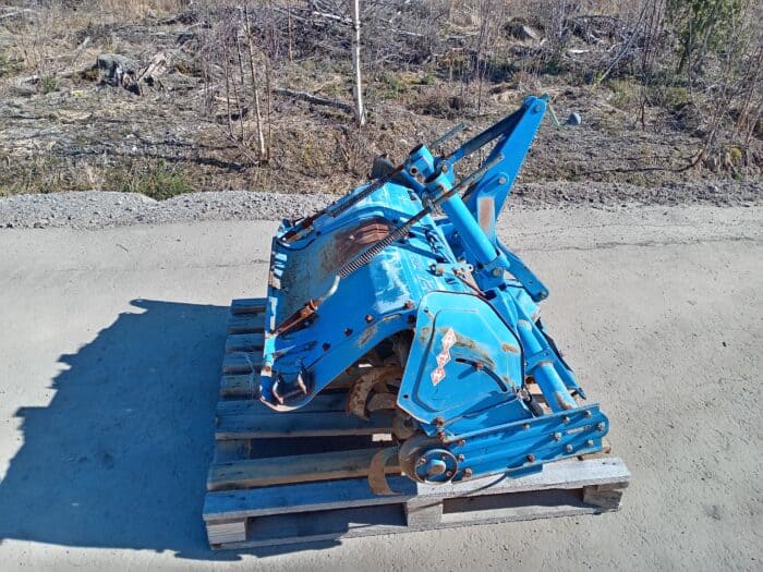 Iseki RA1200 maanmuokkain - Image 3